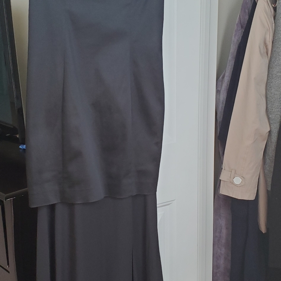 Marciano Evening Gown - Picture 11 of 16